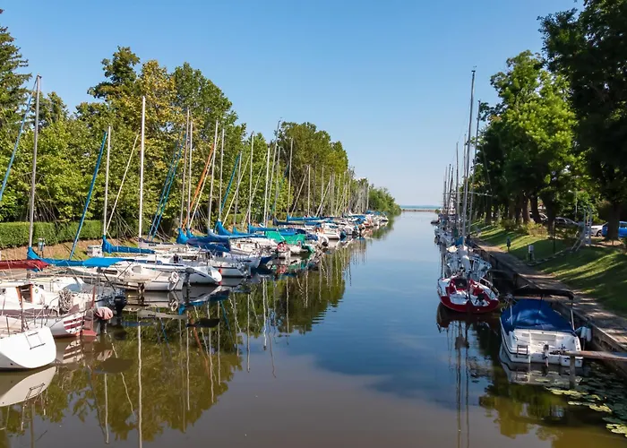 Дом отдыха In 19321 Балатонмариафюрдё